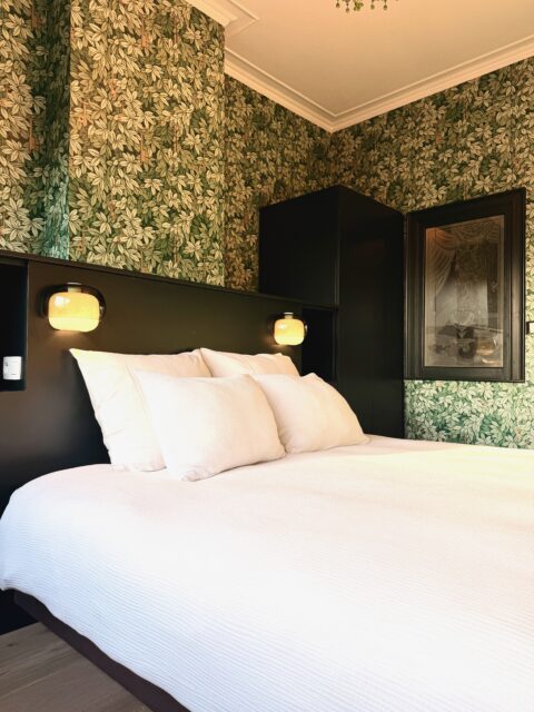 Maison d Artiste a boutique BB with high ceilings